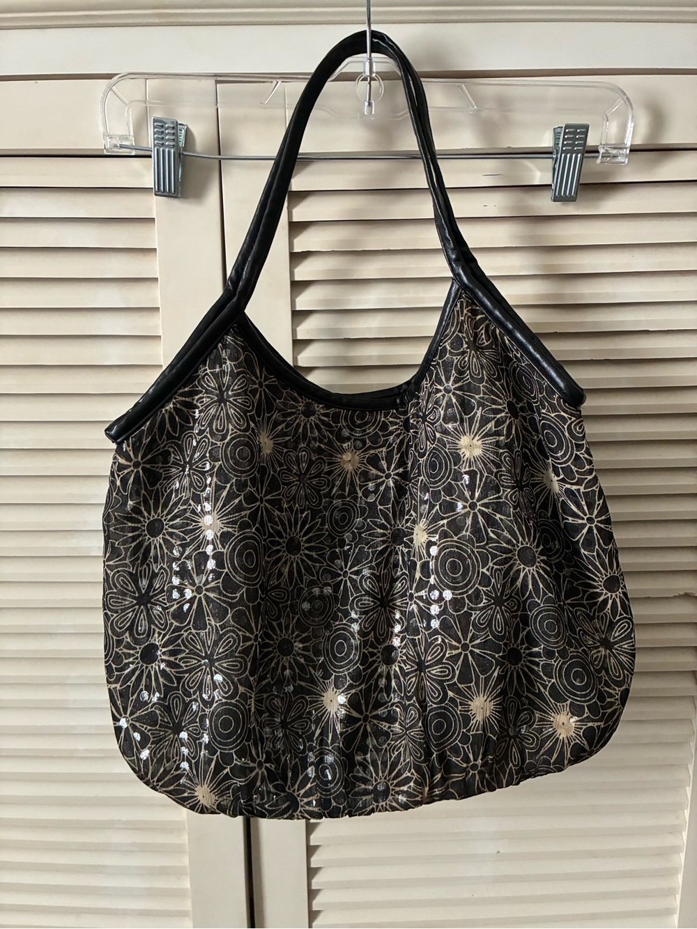 Black Floral Pattern Shoulder Bag